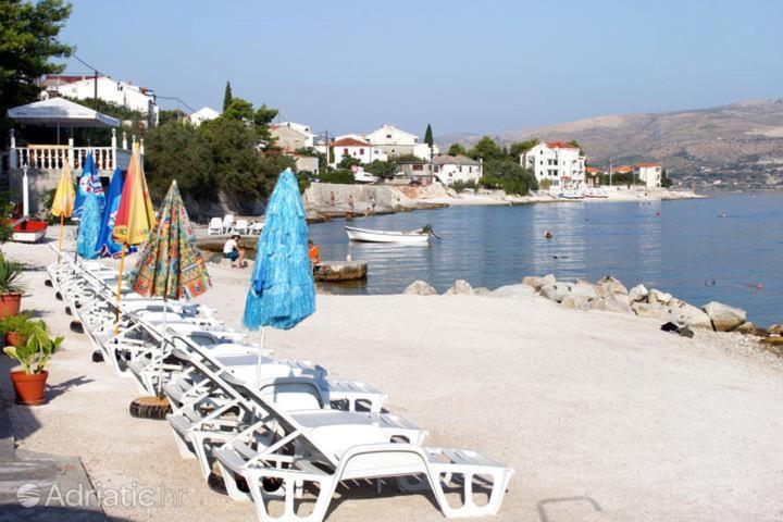 Villa Fjaba - By The Sea - With The Big Terraces & Great Sea View Trogir Exteriér fotografie