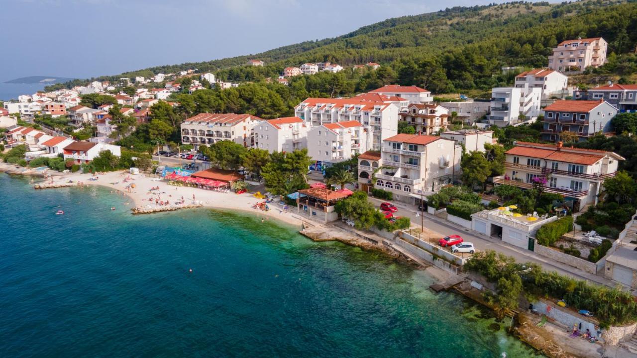 Villa Fjaba - By The Sea - With The Big Terraces & Great Sea View Trogir Exteriér fotografie