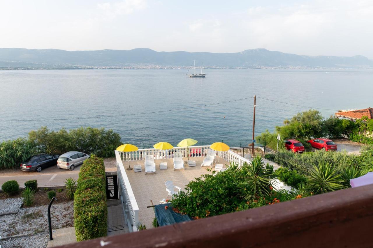 Villa Fjaba - By The Sea - With The Big Terraces & Great Sea View Trogir Exteriér fotografie