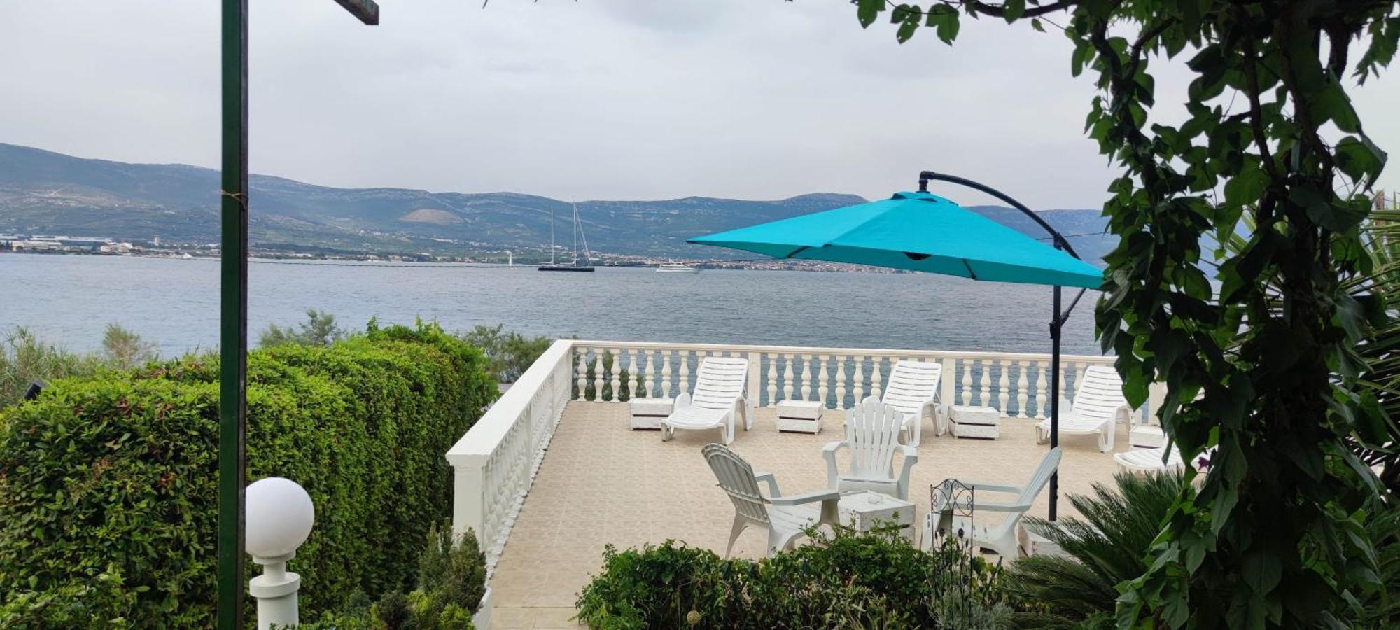 Villa Fjaba - By The Sea - With The Big Terraces & Great Sea View Trogir Exteriér fotografie